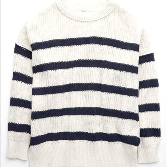 Aerie chenille oversized sweater🥰 - Picture 4 of 6